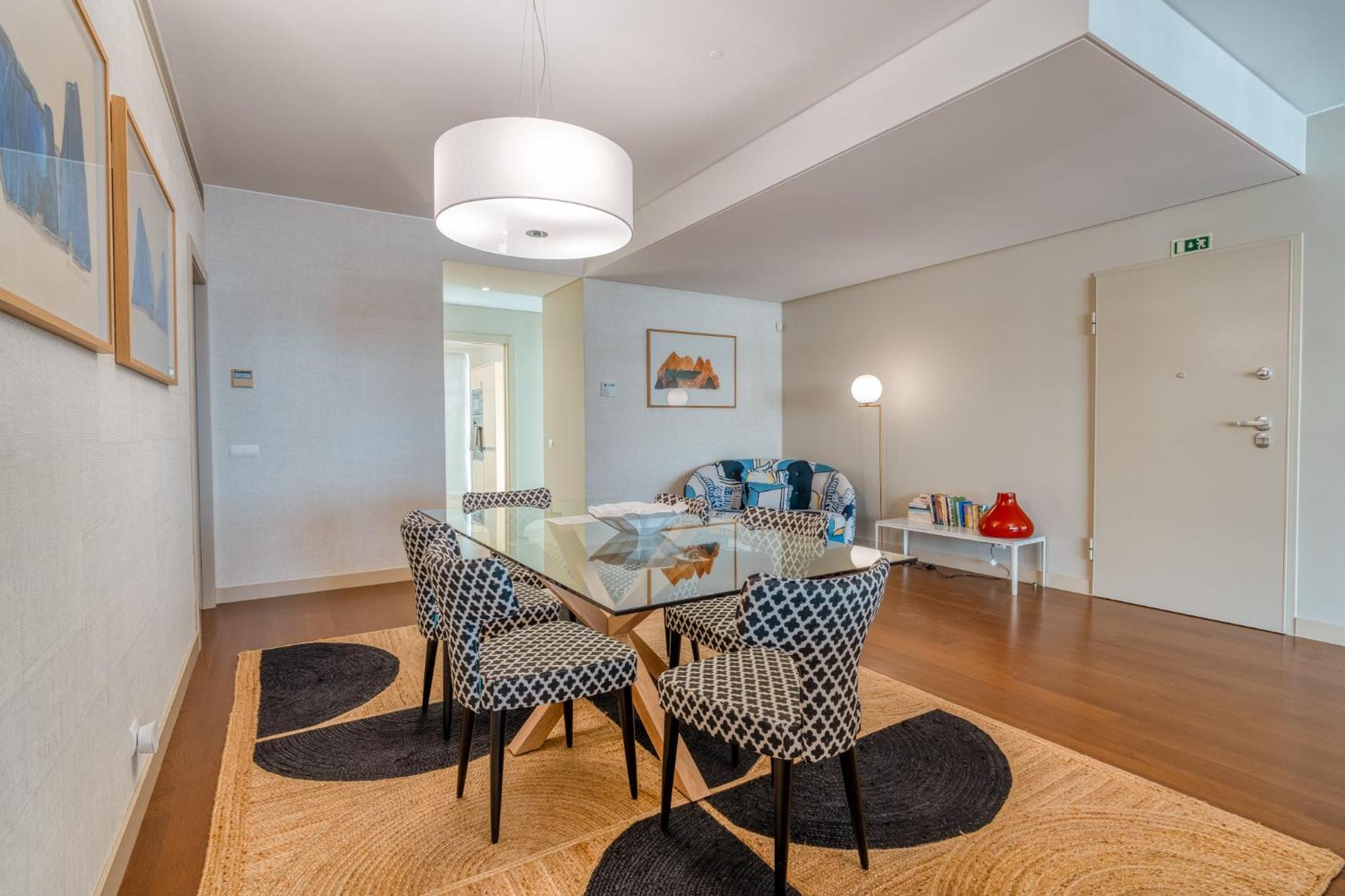 Suite 107 - Two Bedroom Apartment فونشال المظهر الخارجي الصورة